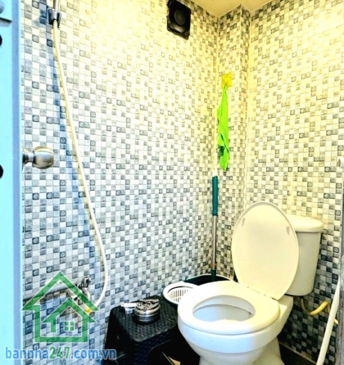 CHỈ 5,2 TỶ – MTKD HẺM XE HƠI 8M – LẠC LONG QUÂN, TÂN BÌNH – 3 TẦNG -  Căn nhà vị trí cực đẹp – hẻm như mặt tiền – kinh doanh “bao đỉnh”! Diện tích: (3.4 × 6,5) Mob 0933144037