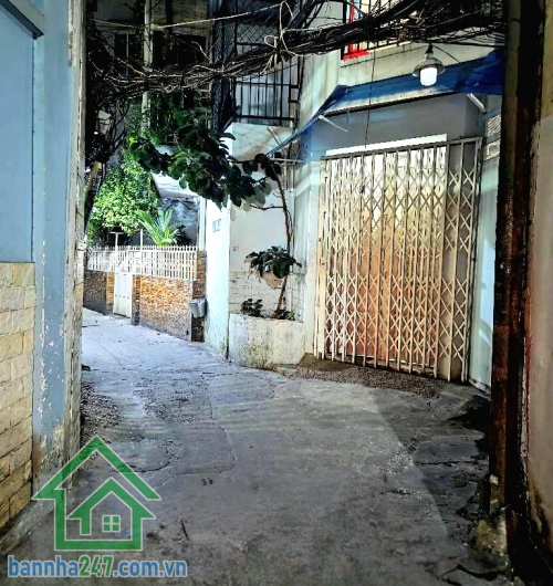 CHỈ 5,5 TỶ – 5 TẦNG BTCT – GẦN VẠN HẠNH MALL – VÀI BƯỚC RA MẶT TIỀN – DT: (3,8 x 7)m - 4PN - 3WC  Vị trí siêu đẹp ngay trung tâm Gần Vạn Hạnh Mall – Nhà thờ Nhà thờ Vinh Sơn Phaolô chỉ 150m. Kết nối nhanh Ba Tháng Hai, Quận 10, Quận 3