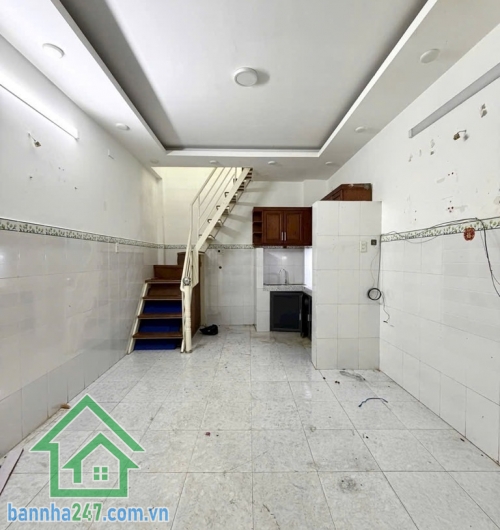 CHỈ 5,18 TỶ – TRUNG TÂM HỒ THỊ KỶ – 3 TẦNG – VỪA Ở VỪA KINH DOANH  Căn nhà ngay phố ẩm thực – vị trí cực “đắt giá” – khai thác dòng tiền tốt! Diện tích: 23,5m² Mob 0933144037