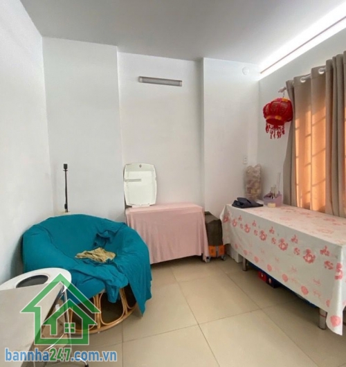 CHỈ 9,7 TỶ – HẺM XE TẢI – KẾ TÂN SƠN NHÌ – AEON TÂN PHÚ – NHÀ 5 TẦNG BTCT CỰC ĐẸP - DT: (4 x 18)M - 4 PN - 6 WC