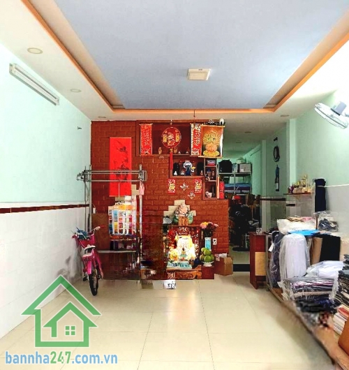 CHỈ 6,9 TỶ – HXH – LÊ VĂN PHAN – SÁT MẶT TIỀN – (4 x 12)M – 2 TẦNG – 2PN, 2WC Vị trí cực đẹp ngay trung tâm Phú Thọ Hòa, hẻm xe hơi đỗ cửa, cách mặt tiền chỉ 2 căn
