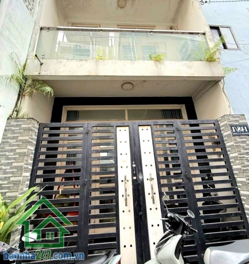 CHỈ 5,6 TỶ – HXH NHỰA – CÁCH 1 CĂN RA MT TRẦN VĂN QUANG - 2PN – 2WC Căn nhà vị trí “cực hiếm” – sát mặt tiền, hẻm xe hơi, giá mềm ngay trung tâm Tân Bình! 