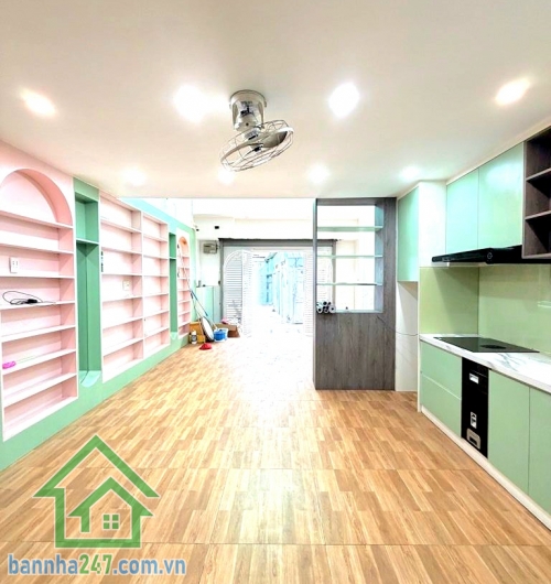CHỈ 5.399 TỶ TL – HIẾM – SÁT MT THOẠI NGỌC HẦU – 3 TẦNG - DT: 46M² (4,5 X 10)M - 3PN - 2WC  Cách 20m ra hẻm ô tô 50m ra mặt tiền Thoại Ngọc Hầu Gần Gần chung cư, siêu thị Go Phú Thạnh – tiện ích đầy đủ