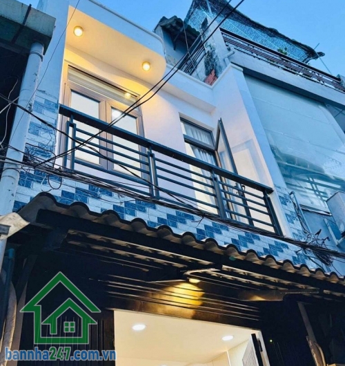 CHỈ 3,75 TỶ - NHÀ ĐẸP - QUANG TRUNG GÒ VẤP – H3G - 24M² – 2 TẦNG - 2PN 2WC * Diện tích: 24m² vuông vức * Kết cấu: 1 trệt 1 lầu * 2 PN– 2 WC