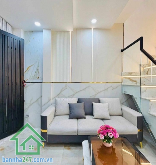 CHỈ 3,75 TỶ - NHÀ ĐẸP - QUANG TRUNG GÒ VẤP – H3G - 24M² – 2 TẦNG - 2PN 2WC * Diện tích: 24m² vuông vức * Kết cấu: 1 trệt 1 lầu * 2 PN– 2 WC