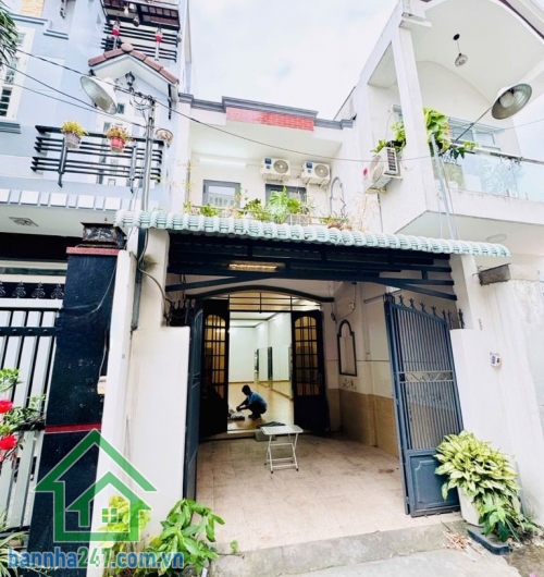CHỈ 7,29 TỶ – HXH 5M - CÁCH MT LŨY BÁN BÍCH 150M – 76M² – SẴN DÒNG TIỀN 10TR/THÁNG Diện tích đẹp – hẻm xe hơi thông – đầu tư hay ở đều quá ổn! Diện tích: (3.95 x 20)