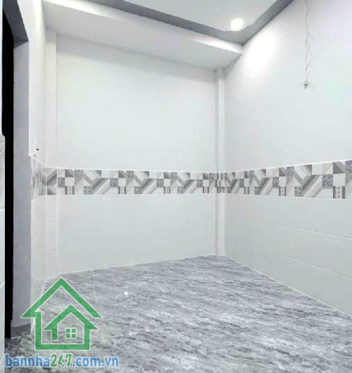 CHỈ 2,4 TỶ – NHÀ MỚI 3 TẦNG – GẦN ĐH VĂN HIẾN – Ở NGAY - 2PN - 3WC • Diện tích công nhận: 18m² (2.5m x 6.65m) • Diện tích sử dụng: ~21.5m² • Kết cấu: 1 trệt 2 Lầu BTCT
