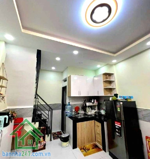 CHỈ 2,85 TỶ – NHÀ 2 TẦNG – Ô TÔ ĐỖ SÁT NHÀ – GẦN NHÀ THỜ TÂN HƯƠNG  Vị trí đẹp trung tâm Tân Phú Gần chợ Tân Hương – Nhà thờ Tân Hương – AEON Mall Tân Phú