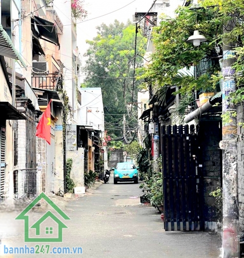 CHỈ 5 TỶ - HẺM XE HƠI - TRẦN THỊ TRỌNG - TÂN BÌNH Căn nhà gọn gàng, chắc chắn, phù hợp khách mua ở ngay hoặc khai thác cho thuê tại khu trung tâm. Diện tích: 39,4m²  Mob 0933144037