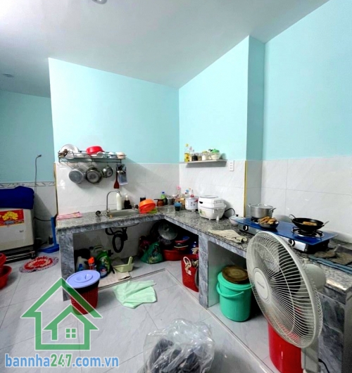 CHỈ 5 TỶ - HẺM XE HƠI - TRẦN THỊ TRỌNG - TÂN BÌNH Căn nhà gọn gàng, chắc chắn, phù hợp khách mua ở ngay hoặc khai thác cho thuê tại khu trung tâm. Diện tích: 39,4m²  Mob 0933144037