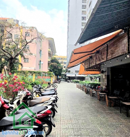 CHỈ 3,95 TỶ – CĂN HỘ CC BÀU CÁT 2 – TẦNG 11 THOÁNG MÁT – FULL NỘI THẤT – VÀO Ở NGAY  Chung cư Bàu Cát 2 – lô B – có thang máy Kế bên công viên, trường Lê Thị Hồng Gấm