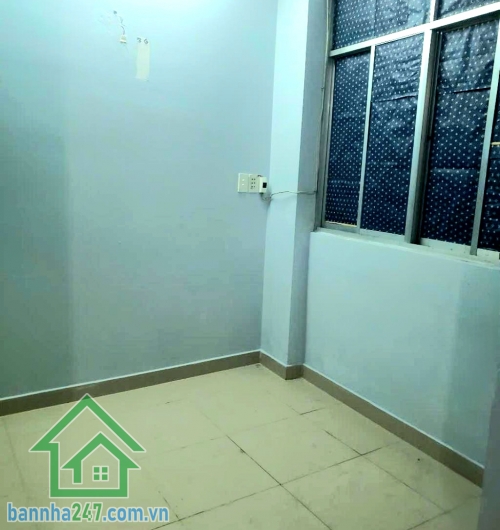 CHỈ 3,5 TỶ – TRUNG TÂM TÂN PHÚ DT: 21M² – 3 TẦNG + SÂN THƯỢNG – GẦN CHỢ TÂN PHÚ - 2PN - 3WC • Diện tích: 4m x 5,2m • Kết cấu: 1 trệt – 2 lầu – sân thượng 