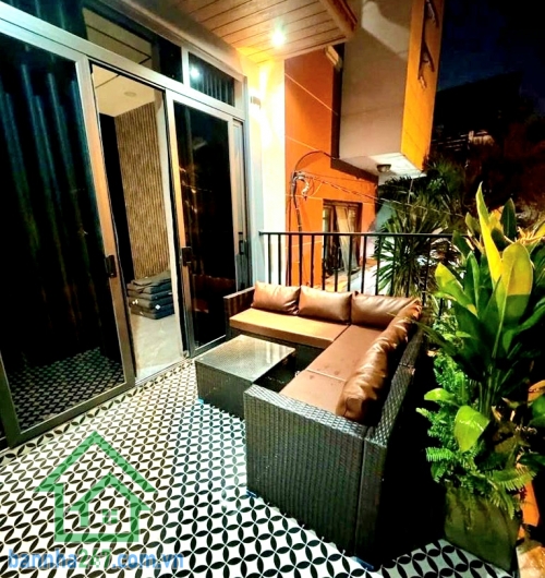 CHỈ 8,8 TỶ – NHÀ MỚI LẠC LONG QUÂN, P8 TÂN BÌNH – HẺM 8M - DT: 50M² (4,5 X11) 2PN - 2WC Hẻm 8m thông ra Thành Mỹ Vài bước chân ra Đông Hồ Gần chợ Tân Bình
