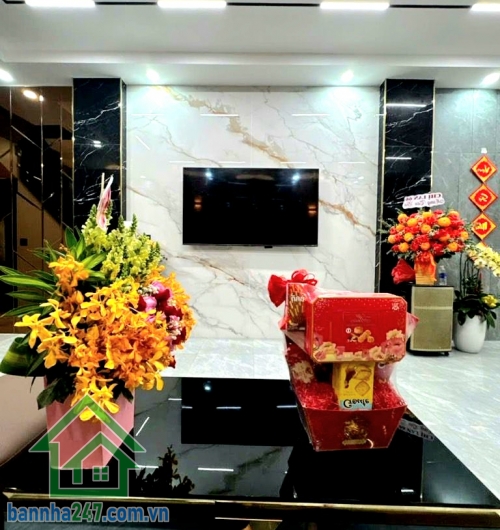 CHỈ 8,8 TỶ – NHÀ MỚI LẠC LONG QUÂN, P8 TÂN BÌNH – HẺM 8M - DT: 50M² (4,5 X11) 2PN - 2WC Hẻm 8m thông ra Thành Mỹ Vài bước chân ra Đông Hồ Gần chợ Tân Bình