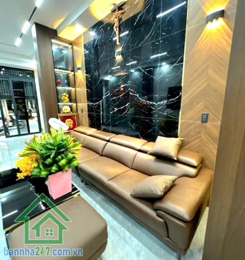 CHỈ 8,8 TỶ – NHÀ MỚI LẠC LONG QUÂN, P8 TÂN BÌNH – HẺM 8M - DT: 50M² (4,5 X11) 2PN - 2WC Hẻm 8m thông ra Thành Mỹ Vài bước chân ra Đông Hồ Gần chợ Tân Bình