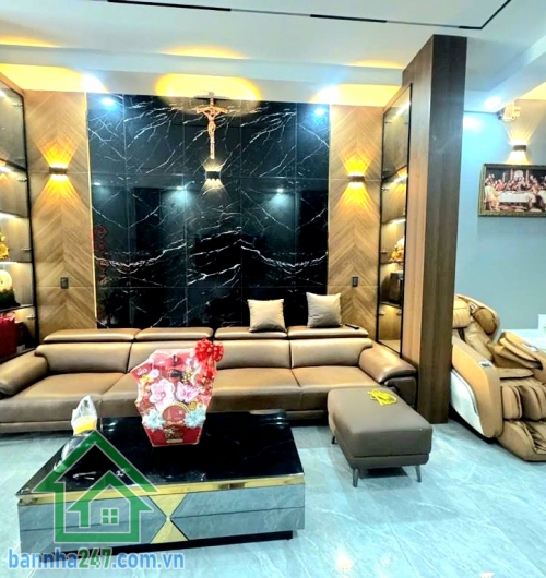 CHỈ 8,8 TỶ – NHÀ MỚI LẠC LONG QUÂN, P8 TÂN BÌNH – HẺM 8M - DT: 50M² (4,5 X11) 2PN - 2WC Hẻm 8m thông ra Thành Mỹ Vài bước chân ra Đông Hồ Gần chợ Tân Bình