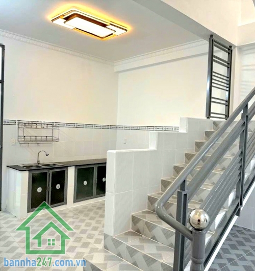 CHỈ 8,1 TỶ NHÀ MỚI Ở NGAY – CHỢ VẢI PHÚ THỌ HÒA – HẺM 5M Ô TÔ NGỦ TRONG NHÀ  Căn nhà “ngang lớn – nở hậu – vị trí trung tâm” cực hiếm, vừa ở sướng vừa giữ tiền - Mob 0933144037