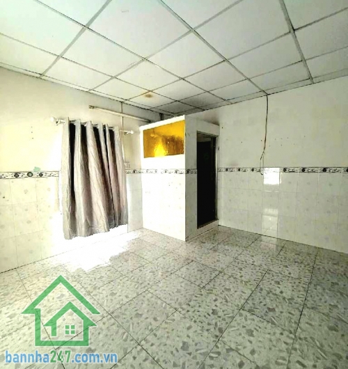 CHỈ 2,8 TỶ – NGANG HIẾM 4.1M – XE HƠI TỚI NHÀ – SÁT MẶT TIỀN KHU VẢI PHÚ THỌ HÒA Nhà gọn đẹp – đủ công năng – thích hợp ở hoặc giữ tiền cho thuê cực tốt. 