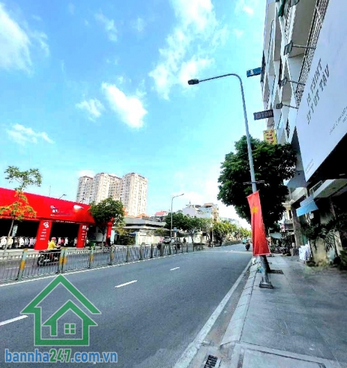 CHỈ 5,95 TỶ – MẶT TIỀN LŨY BÁN BÍCH – TÂN PHÚ – 3 TẦNG - 2 PN - 2 WC   Căn nhà mặt tiền kinh doanh – giá tốt hiếm có trên trục đường sầm uất!   Mob 0933144037