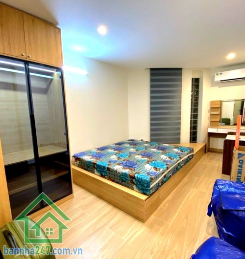 CHỈ 5,6 TỶ – CĂN GÓC HXH 6M – NHÀ 5 TẦNG – TRUNG TÂM QUẬN 6 - 2PN - 3WC  • Diện tích: 4m x 10m • Kết cấu: 1 trệt + 1 lửng + 2 lầu + sân thượng • Công năng: 2PN - 3WC