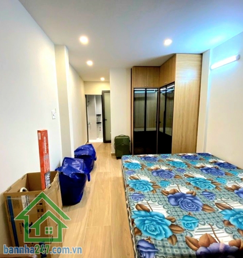 CHỈ 5,6 TỶ – CĂN GÓC HXH 6M – NHÀ 5 TẦNG – TRUNG TÂM QUẬN 6 - 2PN - 3WC  • Diện tích: 4m x 10m • Kết cấu: 1 trệt + 1 lửng + 2 lầu + sân thượng • Công năng: 2PN - 3WC