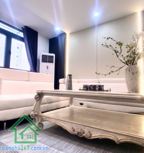 HXH TRUNG TÂM TÂN BÌNH – 3 TẦNG – 57M² – CHỈ 7,95 TỶ  Căn nhà diện tích lớn – vị trí trung tâm – phù hợp ở hoặc đầu tư lâu dài! Diện tích: 57m² – rộng rãi, dễ bố trí. Kết cấu: 3 tầng (1 trệt 2 lầu). Công năng: 3PN (có thể tách thành 4PN) – 4WC – phòng khá