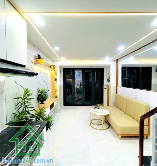 CHỈ 3,49 TỶ (BỚT LỘC) – HẺM 3M – VÀI BƯỚC RA HẺM XE TẢI – GẦN DREAM HOME - 2PN * DT thực tế: 24m² (3m x 8m) * DT công nhận: 17.9m² * Kết cấu: 1 trệt 1 lầu – 2PN