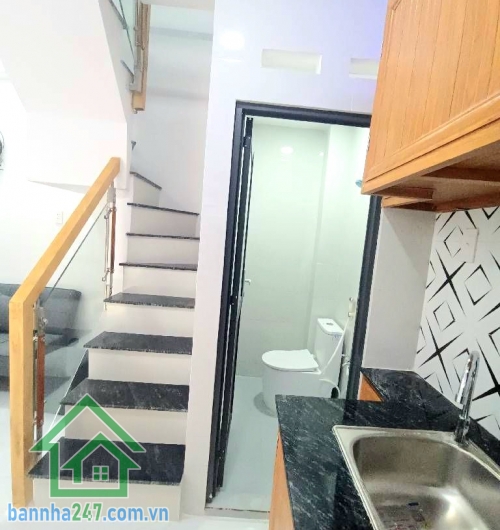 CHỈ 2,55 TỶ TL – NHÀ MỚI Ở NGAY – 2PN 2WC – HẺM SẠCH THOÁNG – TÂN PHÚ * DT sử dụng: 42m² * 2 Phòng ngủ * 2 WC * Ban công rộng thoáng * Cầu thang đúc chắc chắn