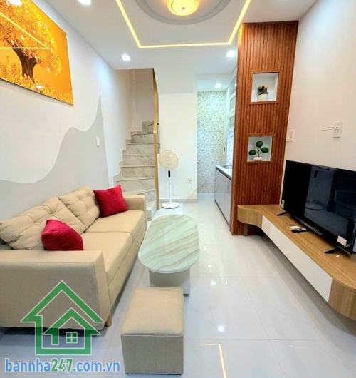 CHỈ 2,35 TỶ - NHÀ LŨY BÁN BÍCH – NHÀ MỚI 3 TẦNG – FULL NỘI THẤT - 2PN - 3WC Nhà mới đẹp, dọn vào ở ngay Vị trí: Lũy Bán Bích, Quận Tân Phú – giáp Quận 11, Quận 6 DTSD: 52m² – 3 tầng kiên cố. Kết cấu: 1 trệt 2 lầu - 2PN rộng rãi – 3WC riêng biệt