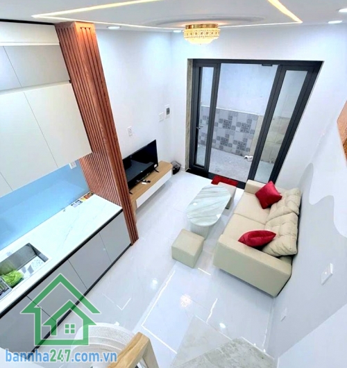 CHỈ 2,35 TỶ - NHÀ LŨY BÁN BÍCH – NHÀ MỚI 3 TẦNG – FULL NỘI THẤT - 2PN - 3WC Nhà mới đẹp, dọn vào ở ngay Vị trí: Lũy Bán Bích, Quận Tân Phú – giáp Quận 11, Quận 6 DTSD: 52m² – 3 tầng kiên cố. Kết cấu: 1 trệt 2 lầu - 2PN rộng rãi – 3WC riêng biệt