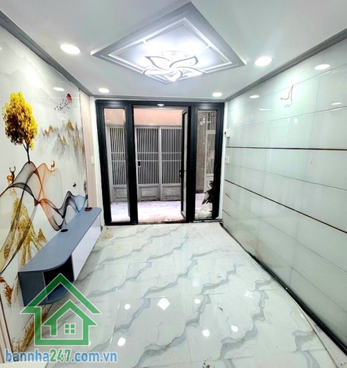 CHỈ 3,78 TỶ - NHÀ MỚI 4 TẦNG – MẶT TIỀN VĨNH VIỄN – TRUNG TÂM Q10 - 3PN – 3WC Kết cấu: 1 trệt + 3 lầu: 3PN – 3WC Nhà mới tinh – thiết kế hiện đại – dọn vào ở ngay