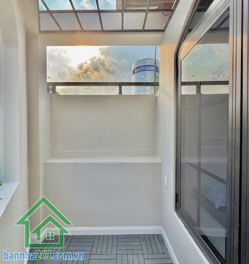 CHỈ 5,15 TỶ – PHẠM VĂN ĐỒNG, BÌNH THẠNH – LÔ GÓC 2 MẶT THOÁNG – 4 TẦNG - 3PN master – 4WC – PK – bếp Căn nhà “siêu phẩm” hiếm – 2 mặt tiền hẻm – full nội thất Mob 0933144037
