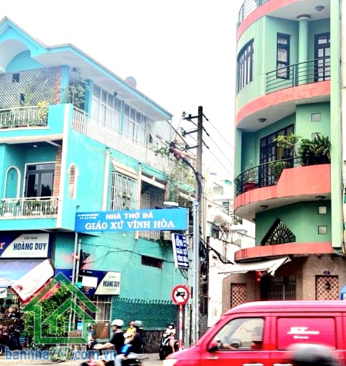 CHỈ 8,5 TỶ – CƯ XÁ PHÚ THỌ HÒA – HXH – 5PN – Ở & KINH DOANH ĐỈNH - 5 PN – 5 WC • Diện tích: 67m² • Kết cấu: 1 trệt – 2 lầu – sân thượng • Công năng: 5 PN – 5WC