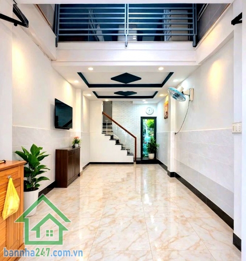 CHỈ 4,16 TỶ – MẶT TIỀN – 5 TẦNG – NGAY LÊ VĂN QUỚI – GIÁP TÂN PHÚ - 2PN - 3WC Nhà đẹp vừa ở vừa kinh doanh Diện tích: 3m x 8m (25m²) Sổ nở hậu nhẹ – hoàn công đủ