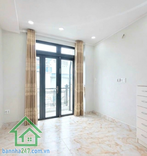 CHỈ 4,16 TỶ – MẶT TIỀN – 5 TẦNG – NGAY LÊ VĂN QUỚI – GIÁP TÂN PHÚ - 2PN - 3WC Nhà đẹp vừa ở vừa kinh doanh Diện tích: 3m x 8m (25m²) Sổ nở hậu nhẹ – hoàn công đủ
