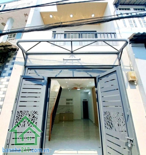 CHỈ 4,99 TỶ – LÊ VĂN QUỚI – NGAY NGÃ 4 BỐN XÃ - HẺM XE HƠI 4M THÔNG – GIÁP TÂN PHÚ – NHÀ MỚI Ở NGAY - 3PN - 2WC Diện tích: 4 x 10m – 40m² Kết cấu: 1 trệt + 1 lầu - 3PN - 2WC