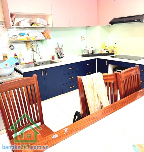 CHỈ 5,6 TỶ – HXH TẢI 6M – SÁT KÊNH THAM LƯƠNG – 50m² (4 × 12.5)m – 3 TẦNG - 4PN – 3WC Vị trí hiếm – sát mặt tiền – tiềm năng tăng giá mạnh!