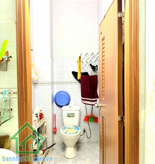 CHỈ 5,99 TỶ – HẺM NHỰA 7M – NGAY HƯƠNG LỘ 2 – GIÁP TÂN PHÚ – 4 TẦNG KIÊN CỐ - 4 PN - 3 WC