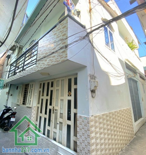 CHỈ 3.25 TỶ (BỚT LỘC)NHÀ TT QUẬN 11 – KẾ ĐẦM SEN – HẺM Ô TÔ THÔNG – NỞ HẬU – ĐANG CHO THUÊ 8.5TR/THÁNG Kết cấu: 1 trệt 1 lầu, gồm PK, bếp, 1PN, 2WC. (CÓ THỂ THÊM 1 PN)