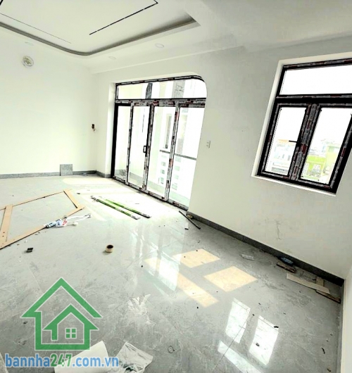 NHỈNH 6 TỶ – NHÀ 5 TẦNG MỚI XÂY - DT: 50M² – GIÁP KHU TÊN LỬA - 4PN – 5W • DT: 6.25 x 9m – 50m² • 5 tầng: trệt – lửng – 2 lầu – sân thượng • 4PN – 5WC (WC riêng khép kín)