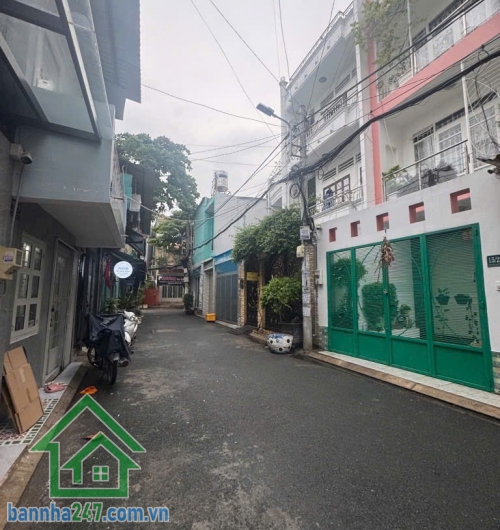 GIÁ 12,5 TỶ TL – NHÀ 3 TẦNG THẠCH LAM – Ô TÔ NGỦ TRONG NHÀ – 77M² – 5PN – CHÍNH CHỦ 1 ĐỜI 