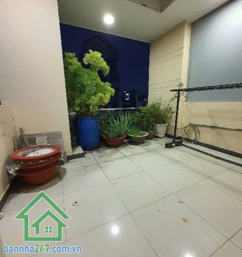 CHỈ HƠN 5 TỶ  - HẺM XE TẢI 7M – NHÀ 3 TẦNG KIÊN CỐ – NGAY MIẾU GÒ XOÀI